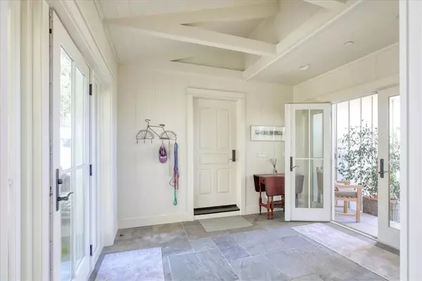Cambria, CA 93428,404 Huntington Road