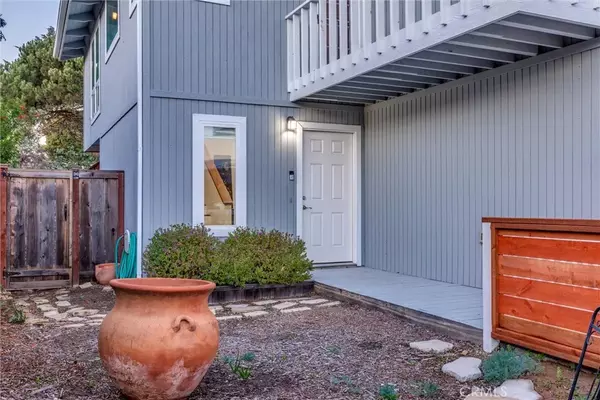 Los Osos, CA 93402,1076 Santa Maria Avenue