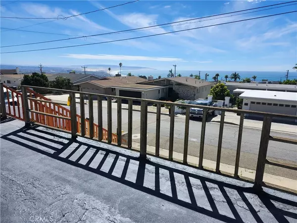 Pismo Beach, CA 93449,940 Tulare Street