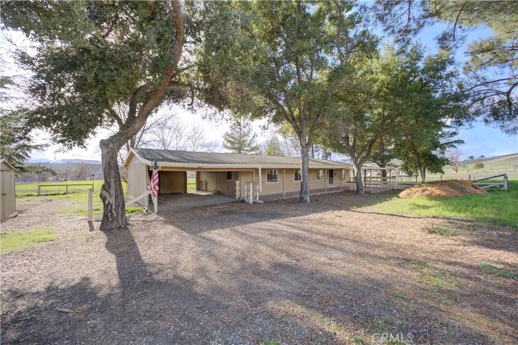 8545 Rocky Canyon Road, Atascadero, CA 93422