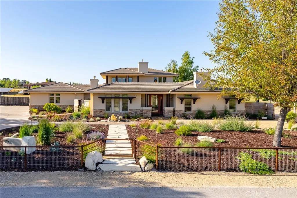 Atascadero, CA 93422,9235 Harvest Way