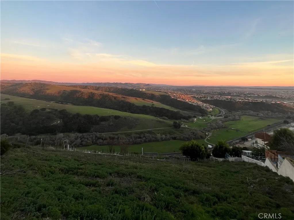 Pismo Beach, CA 93449,1094 Longview