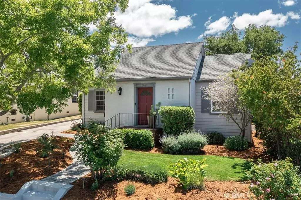 San Luis Obispo, CA 93401,1443 Iris Street