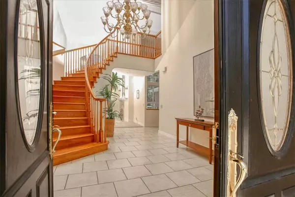 Cambria, CA 93428,455 Chiswick Way