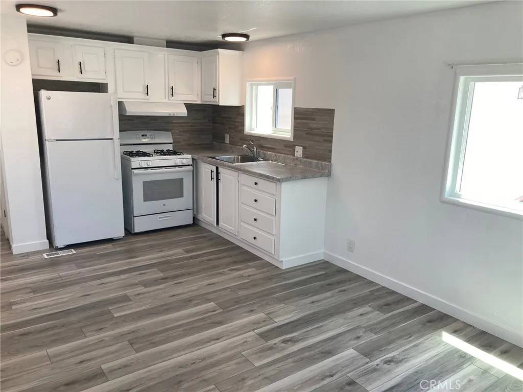 Morro Bay, CA 93442,1105 Morro Ave #3