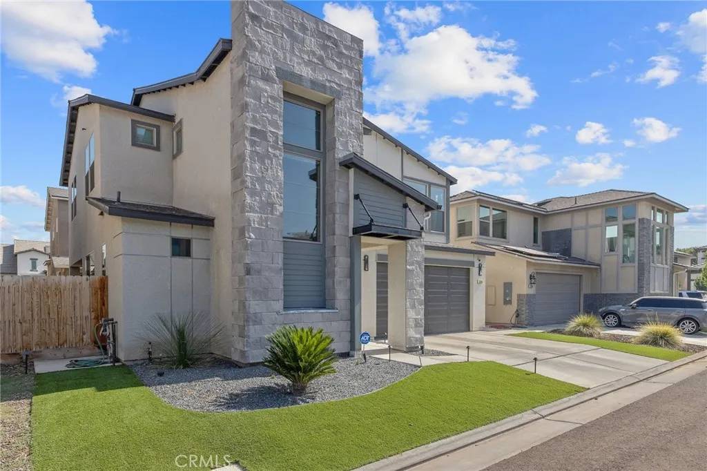 Visalia, CA 93277,3346 W Good Avenue