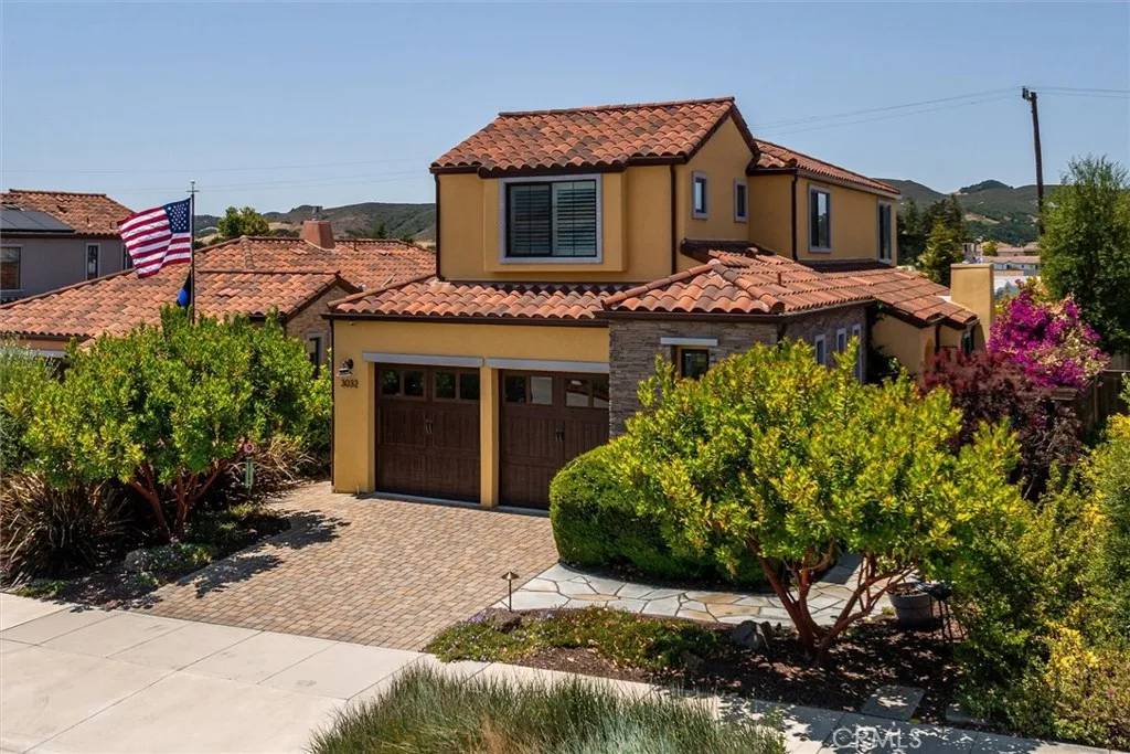 3032 Cortuna Drive, San Luis Obispo, CA 93401