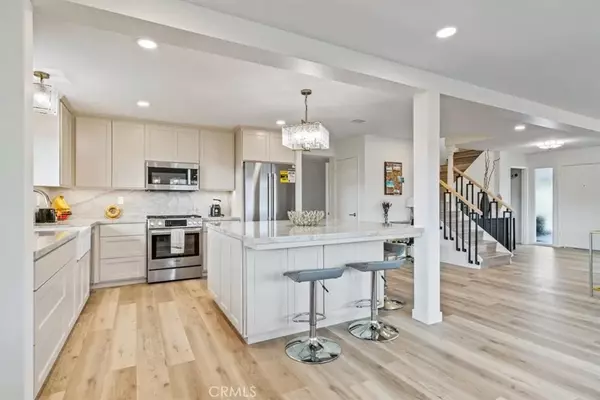 Cayucos, CA 93430,31 N 3rd Street