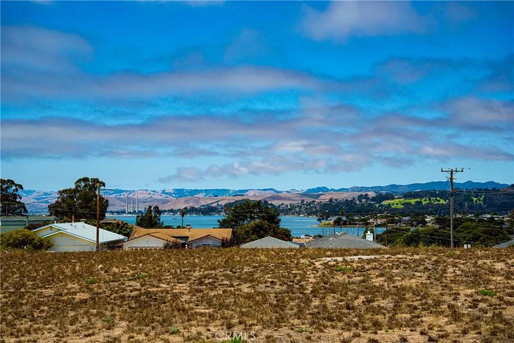 Los Osos, CA 93402,2045 Pine