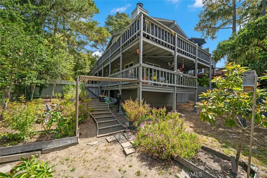 Cambria, CA 93428,936 Northampton Street