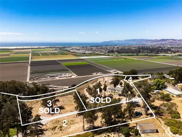 Arroyo Grande, CA 93420,0 Castle Bluff Rd.