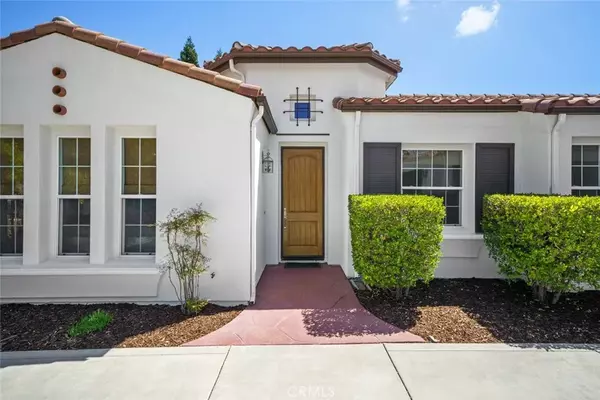 Paso Robles, CA 93446,912 Salida Del Sol