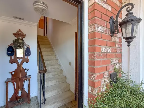 Cambria, CA 93428,1570 Richard