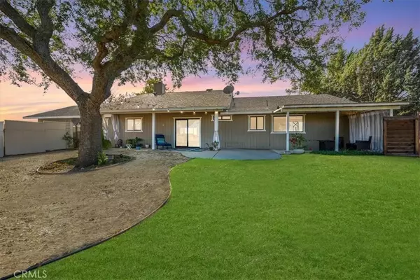 Paso Robles, CA 93446,5645 Prancing Deer