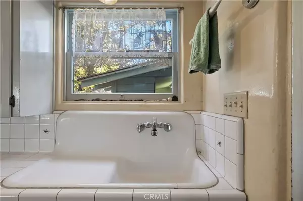 Cambria, CA 93428,247 Weymouth