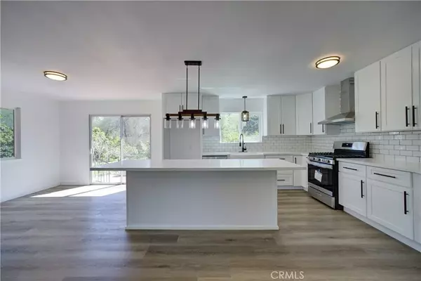 Cambria, CA 93428,1550 Main St