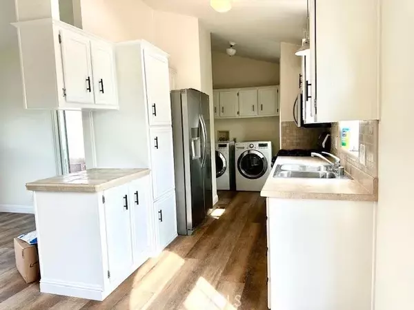 San Luis Obispo, CA 93401,3860 S Higuera #D1