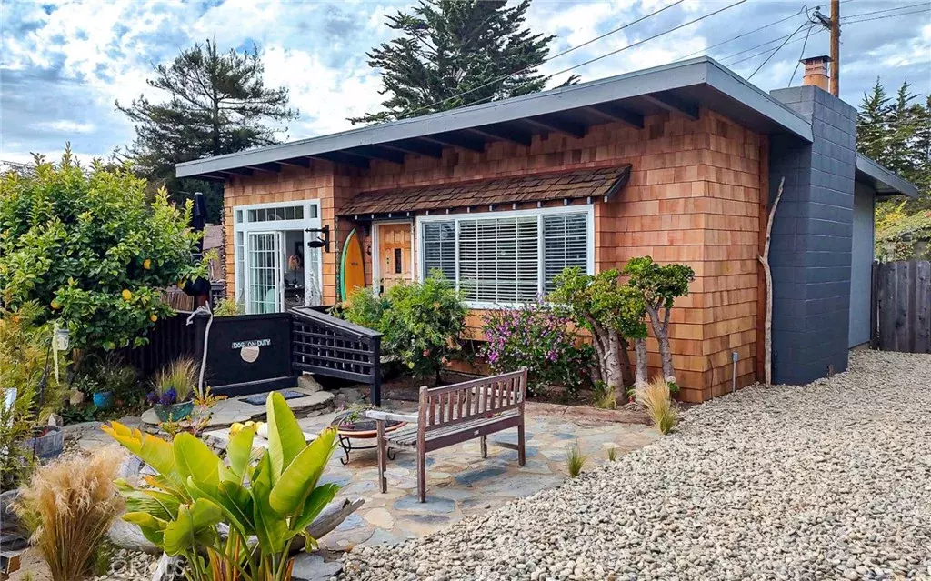 Cambria, CA 93428,631 Warwick
