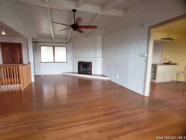 La Mesa, CA 91941,4349 Valle DR