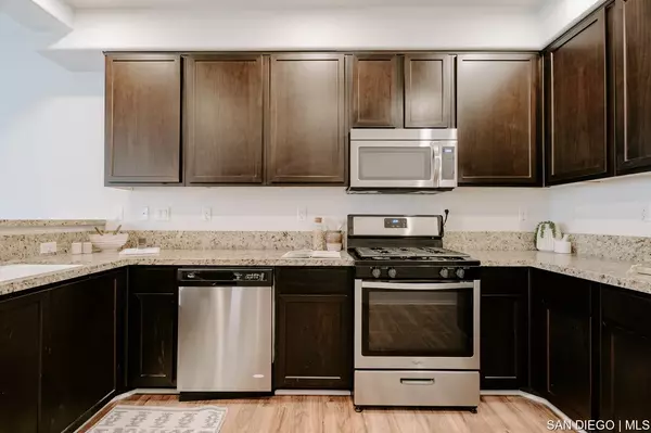 Chula Vista, CA 91913,1460 Mockingbird CT #UNIT 3