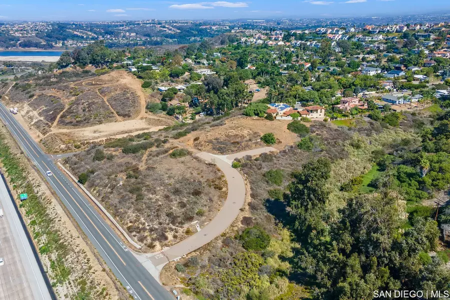 1536 Christine PL, Encinitas, CA 92024