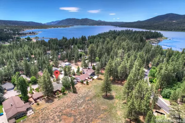 Big Bear Lake, CA 92315,189 Oriole DR