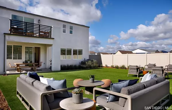 Fallbrook, CA 92028,763 Meadowood ST #337