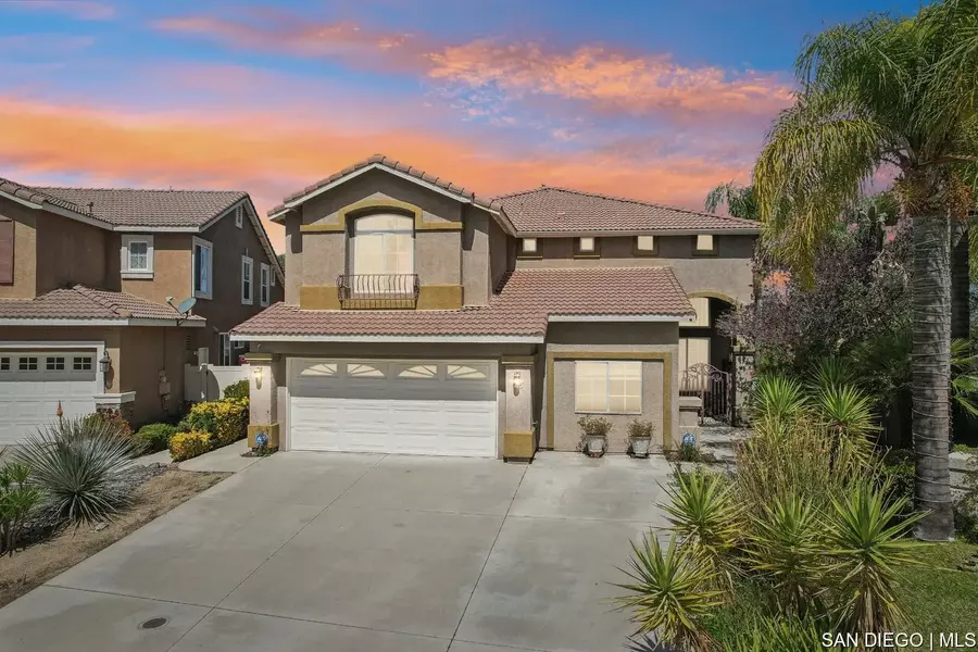 25 Villa Roma, Lake Elsinore, CA 92532