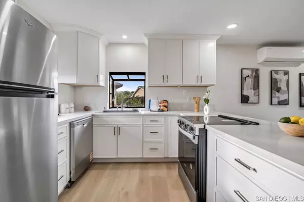 Lemon Grove, CA 91945,2351 Star Pine Dr