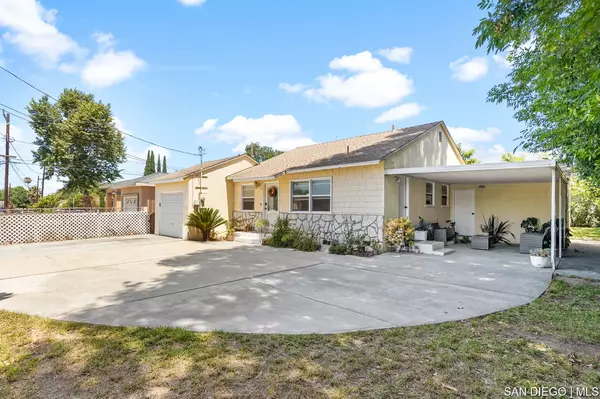 Duarte, CA 91010,619 Maydee ST