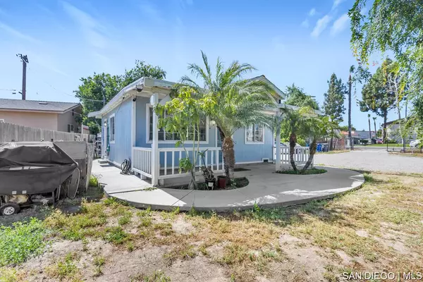 Vista, CA 92083,108 East DR