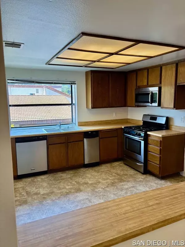 San Diego, CA 91942,5353 Aztec Drive #15