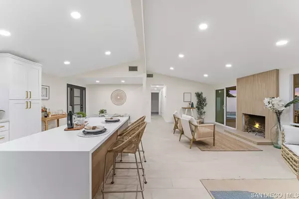 San Diego, CA 92123,3424 Lockwood DR
