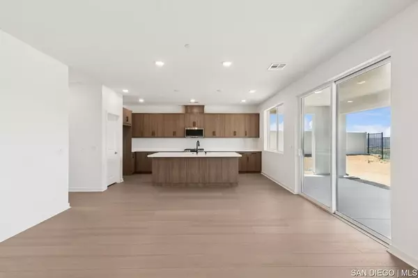 Fallbrook, CA 92028,632 MEADOWOOD ST #LOT 398