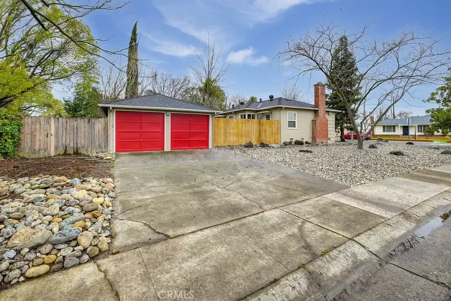 2266 Murieta Way, Sacramento, CA 95822