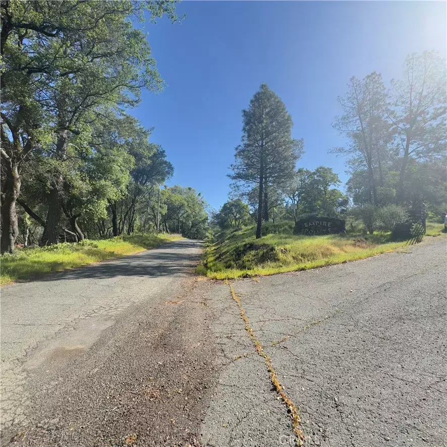 Oroville, CA 95966,204 Empire Point