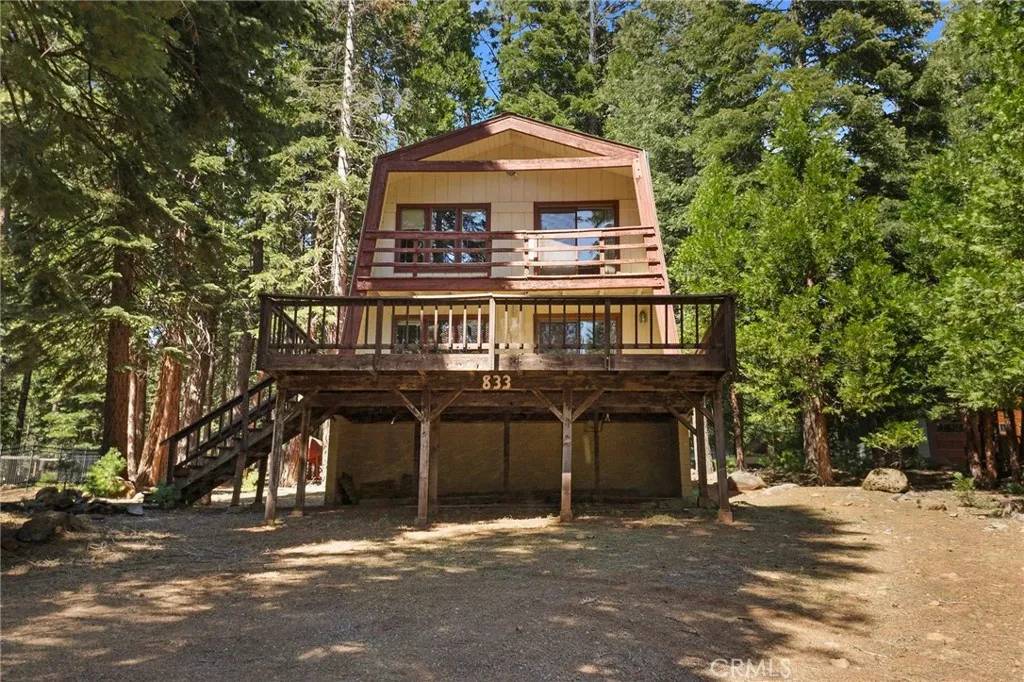 833 E Mountain Ridge Road, Almanor, CA 96137