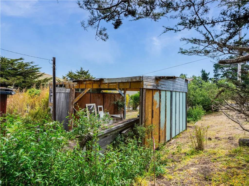Morro Bay, CA 93442,690 La Loma Ave