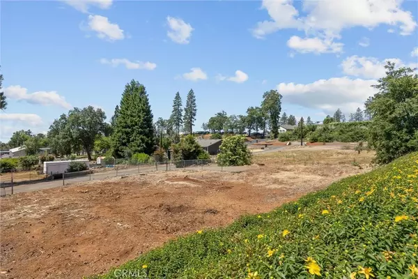 887 Rita, Paradise, CA 95969