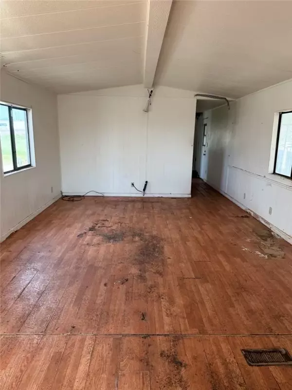 Cottonwood, CA 96022,3850 Main Street #5