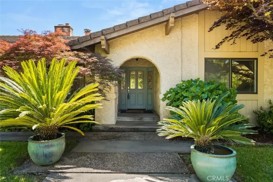 558 Paseo Companeros Street, Chico, CA 95928