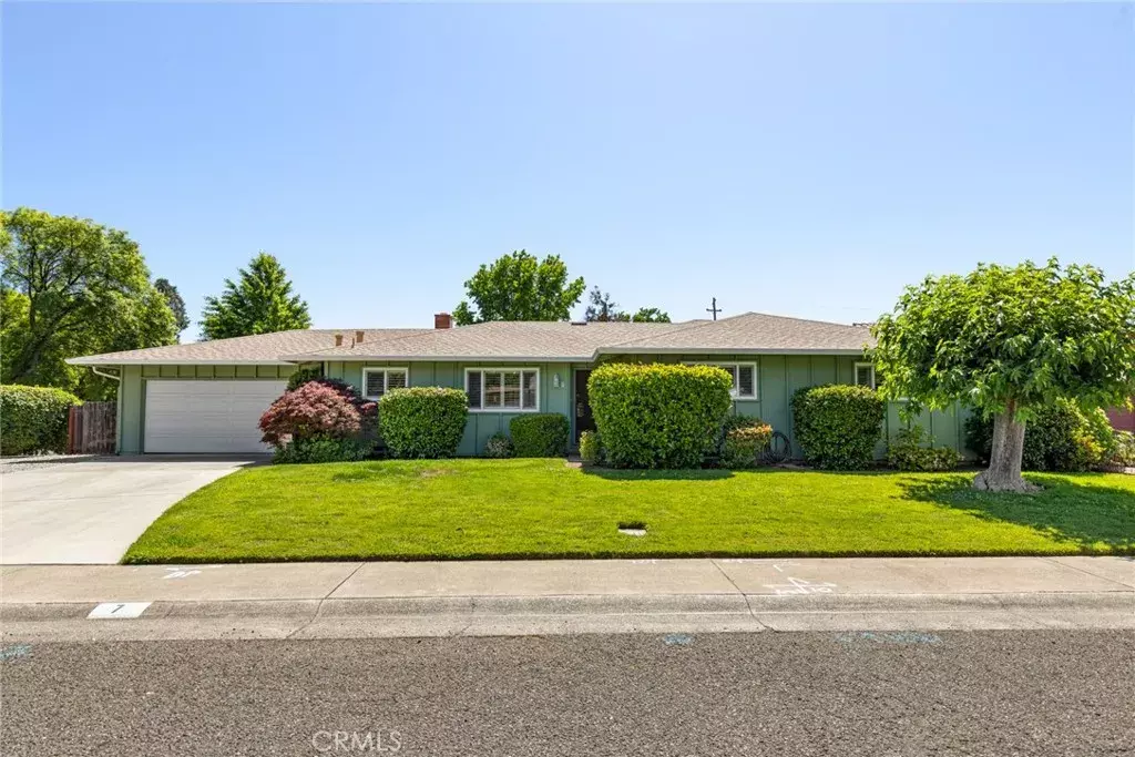 Chico, CA 95926,7 Pinecrest Circle