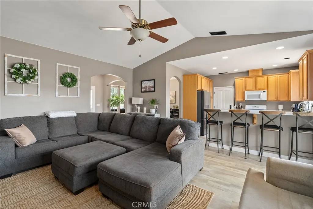 Paradise, CA 95969,1718 Grand Court
