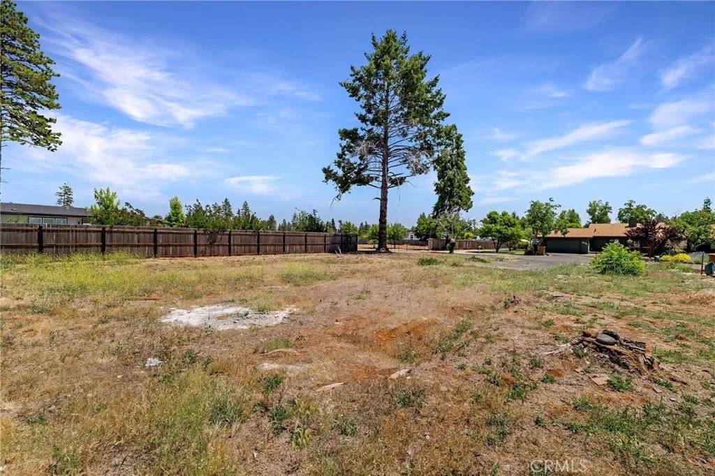 Paradise, CA 95969,1541 Judy
