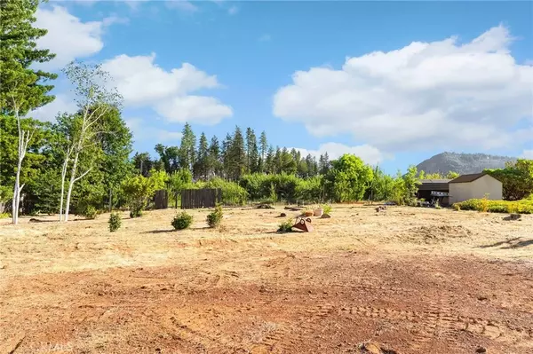 Paradise, CA 95969,1819 Apple View