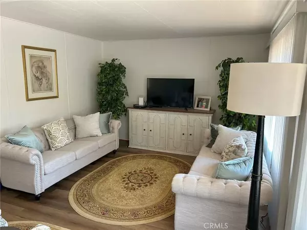 Paradise, CA 95969,6311 Frank Turner