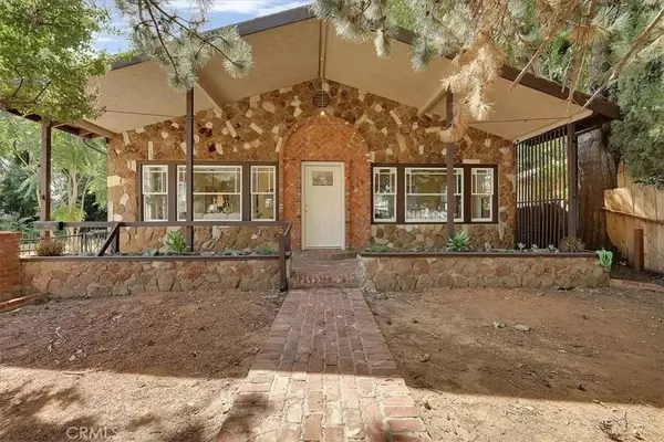 Yuba City, CA 95991,824 Rosalind Avenue
