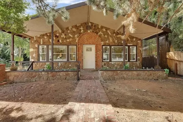 Yuba City, CA 95991,824 Rosalind Avenue