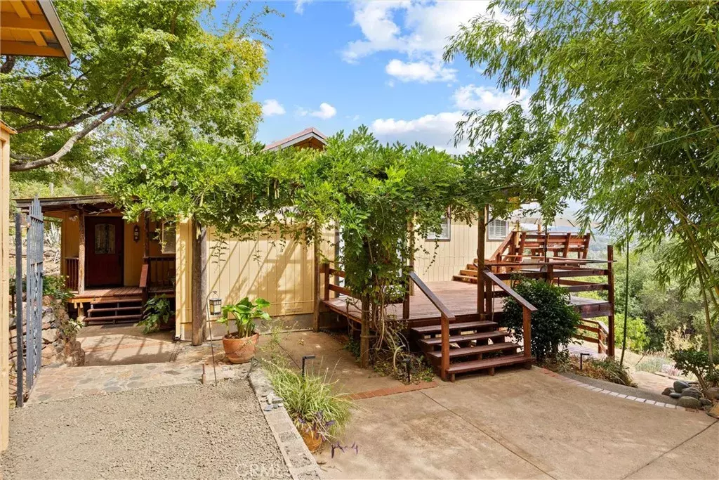 Oroville, CA 95965,10294 Red Eye Road