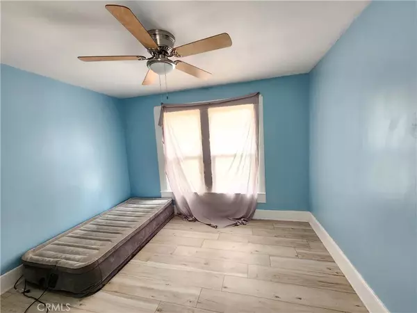 Orland, CA 95963,512 EAST Street
